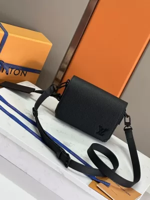 少量入荷☆限定モデル2026新品ルイヴィトンメンズバッグ