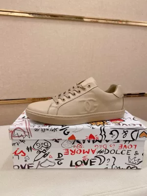 2026新作登場！【Dolce & Gabbana】スニーカー レザー DG柄 ベージュ カジュアル