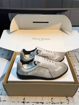 2026新作【MM6 Maison Margiela】スニーカー メッシュ×スエード ブランド标识 グレー×ホワイト カジュアル