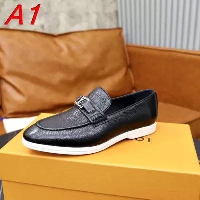 2026入荷【Louis Vuitton】ローファー レザー V字ビット装饰  블랙 ビジネス