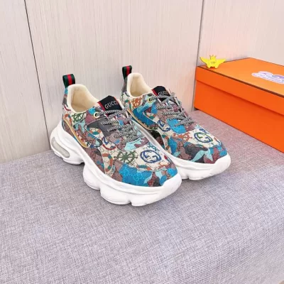 【GUCCI】スニ-カー スエード × レザー × 白グレー オレンジ detail 运动 HE-