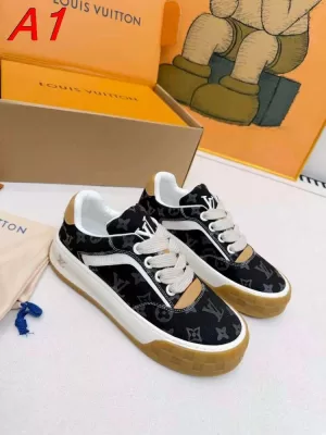 2026新作発表【Louis Vuitton】スニーカーファブリック×レザー モノグラム ロゴ :black ストリート