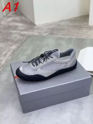 2026発売【Prada】スニーカー メッシュ×レザー ブランド标识 グレー× Black カジュアル