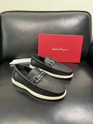 2026新作【Ferragamo】ローファー レザー 荔枝紋  블랙 马衔扣 ビジネス FERR-