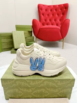 2026新作発表【GUCCI】ローファー スエード × ネイビー H-扣 ビジネス HE-