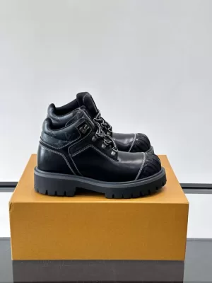【Louis Vuitton】ブーツ レザー ワークブーツ装饰 :black ストリート