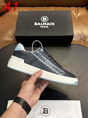 2026新作発表【Balmain】ローカットスニーカー レザー チェーン刺繍 ネイビー カジュアル