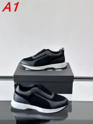 2026入荷【BOSS】スリッポン スエード×レザー 松紧带 BLACK×WHITE カジュアル