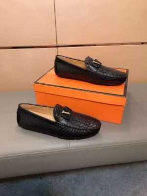 【Versace】ローファー レザー编织 ゴールドT飾扣 黒 ビジネス