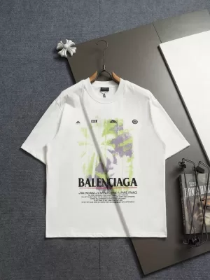 2026 バレンシアガ 夏先行販売 ハイエンドカスタム クルーネック半袖Tシャツ 欧州サイズ大きめ 快適フ ブランド コピー