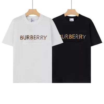2026 バーバリー 夏新着 快適フィット クルーネック半袖Tシャツ シンプル合わせやすい ブランド コピー