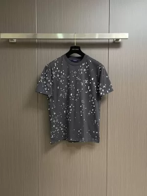 2026 ルイヴィトン 夏新着 レタリング コットン100% クルーネック半袖Tシャツ シンプル合わせやすい ブランド コピー
