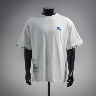 2026 バーバリー 夏新着 刺繍アップリケ クルーネック半袖Tシャツ きめ細かく柔らかな肌触り ブランド コピー