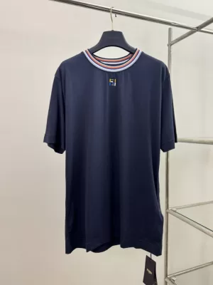 2026 フェンデイ 夏新着 刺繍コットン クルーネック半袖Tシャツ シンプル合わせやすい ブランド コピー