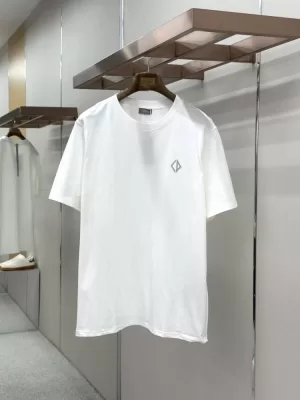 2026 ディオール 夏おすすめ ロゴ高番手 クルーネック半袖Tシャツ きめ細かく柔らかな肌触り ブランド コピー