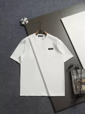 2026 ルイヴィトン 夏先行販売 ハイエンドカスタム クルーネック半袖Tシャツ 欧州サイズ大き モード ブランド コピー