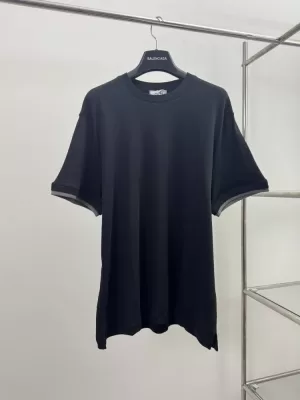 2026 エルメス 夏新着 サドルダブルレイヤー设计 クルーネックTシャツ ゆったりドロップショルダー ブランド コピー