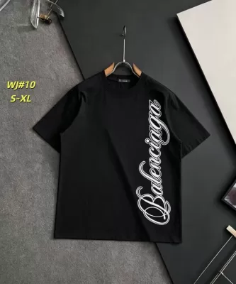 2026 バレンシアガ 夏新着 ラグジュアリー クルーネック半袖Tシャツ シンプル合わせやすい ブランド コピー