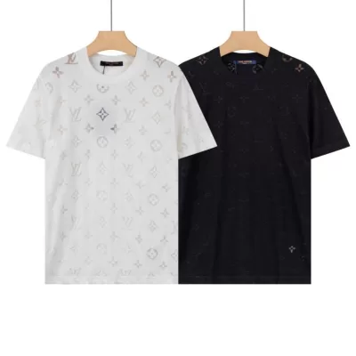 2026 ルイヴィトン 夏コーデ クルーネック半袖Tシャツ ゆったりドロップショルダー ビジカジ デイリー ブランド コピー