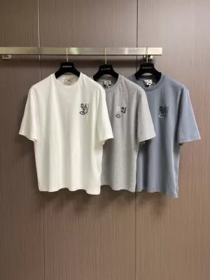 2026 エルメス 夏新着 アップリケロゴ クルーネック半袖Tシャツ リラックスオーバーシルエット ブランド コピー