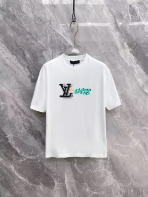 2026 ルイヴィトン 夏先行販売 ハイエンドカスタム クルーネック半袖Tシャツ きめ細かく柔らかな肌触り ブランド コピー