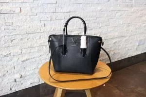 2020春夏新作超目玉 ルイ ヴィトンLOUIS VUITTON 3色可選手持ちショルダー掛け