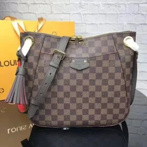 今年人気定番 現代的な印象 LOUIS VUITTON ルイ ヴィトン ハンドバッグ 大人っぽい 希少価値大