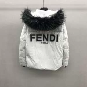 フェンディ 秋トレンドの新定番 FENDI 2020秋冬人気色おすすめ ダウンジャケット メンズ 人気ブランドの新作秋冬トレンド