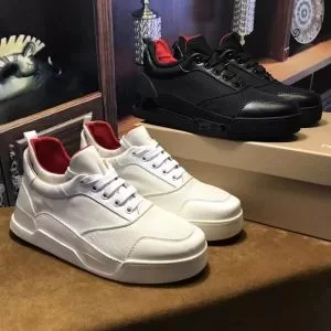 ランニングシューズ豊富なサイズ 2色可選クリスチャンルブタン Christian Louboutin 2020
