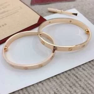大人っぽく着こなし カルティエ 春夏の流行り2020新品 CARTIER ブレスレット 2色可選 好印象な上品スタイル