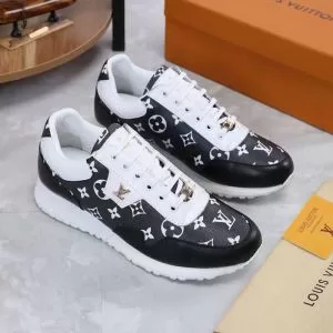 流行ファッション 大人の可愛さを引き立て ルイ ヴィトン LOUIS VUITTON ランニングシューズ 2色可選