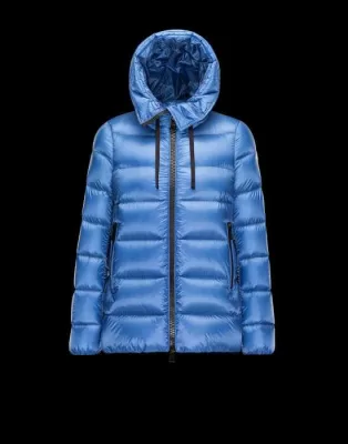 モンクレール MONCLER 綺麗に決まるフォルム2020秋冬 風も通さない ダウンジャケット