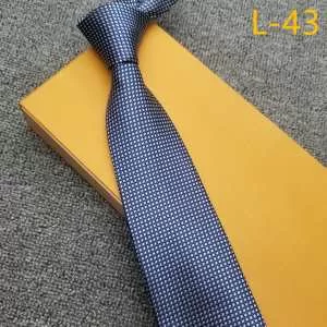 ネクタイ ファッション上級者向け ルイ ヴィトン2020トレンドファッション新品 LOUIS VUITTON 2色可選