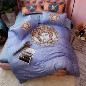 人気の秋冬新作再登場 ヴェルサーチ VERSACE 寝具4点セット 最速2020秋冬トレンドブランド