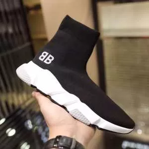 BALENCIAGA Speed Trainer バレンシアガ 2020年春夏シーズンの人気 スピードトレーナー メンズ スニーカー
