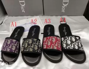 2020春夏も引き続きトレンド ディオール DIOR スリッパ 4色可選 春夏のトレンドアイテム