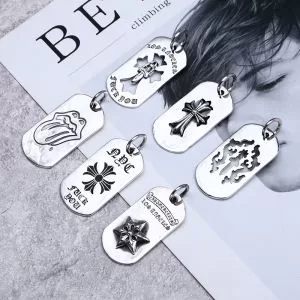 に着たい クロムハーツ透け感優しい CHROME HEARTS ペンダントトップ 大人っぽく仕上げ 多色可選