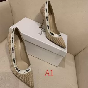 ディオール 多色可選 支持率が高い秋冬最新作 DIOR 今季トレンド抜け感新品 パンプス 202020秋冬取り入れやすい