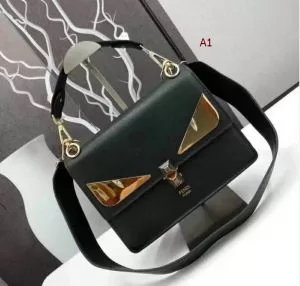 バッグ レディース 超人気美品 2020新品入荷 快適さと洗練された表情 多色可選 フェンディ FENDI