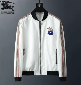 2色可選 差をつけたい人にもおすすめ ハーフコート バーバリー BURBERRY 春夏コレクション新品