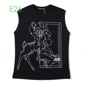 ストリート感あふれ ジバンシー 普段使いにも最適なアイテム GIVENCHY 半袖Tシャツ