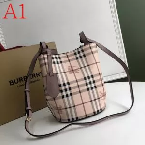 絶対に見逃せない バーバリー BURBERRY おしゃれに大人の必見 レディースバッグ