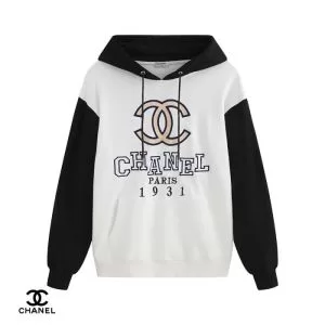 2020秋のファッショントレンドはこれ CHANEL シャネル パーカー 大人気秋冬新作の発売を先取り