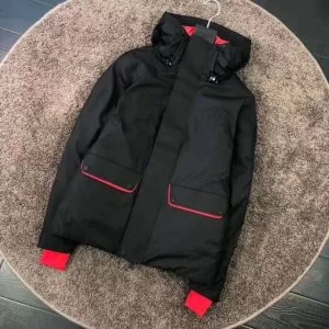 2020新品入荷 モンクレール MONCLER 美品入手困難 ダウンジャケット メンズ 再入荷
