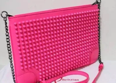 人気大定番 2020春夏 クリスチャンルブタン Christian Louboutin スパイク ショルダーバッグ