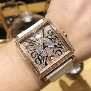 高級ダウンのフィルパワーについて 2020春夏新作 フランクミュラー FRANCK MULLER 男性用腕時計 4色可選