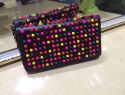 2020春夏 高級感演出コピー商品 クリスチャンルブタン Christian Louboutin 財布 最高ランク