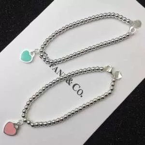 2色可選 ティファニー TiffanyCo ぜひ今年のトレンドをチェック 2020年春夏流行ファッション ブレスレット
