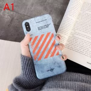 2020トレンドアイテム激安 2色可選 OffWhite オフホワイト ケータイケース 更にトレンドが急上昇中