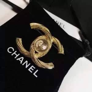 人気ストリートブランド新品 シャネル CHANEL ブローチ 2020春夏トレンドアイテム